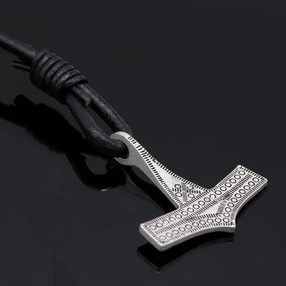 Rømersdal Mjölnir Waxed Cotton Rope Thor's Hammer Bracelet The Pagan Trader