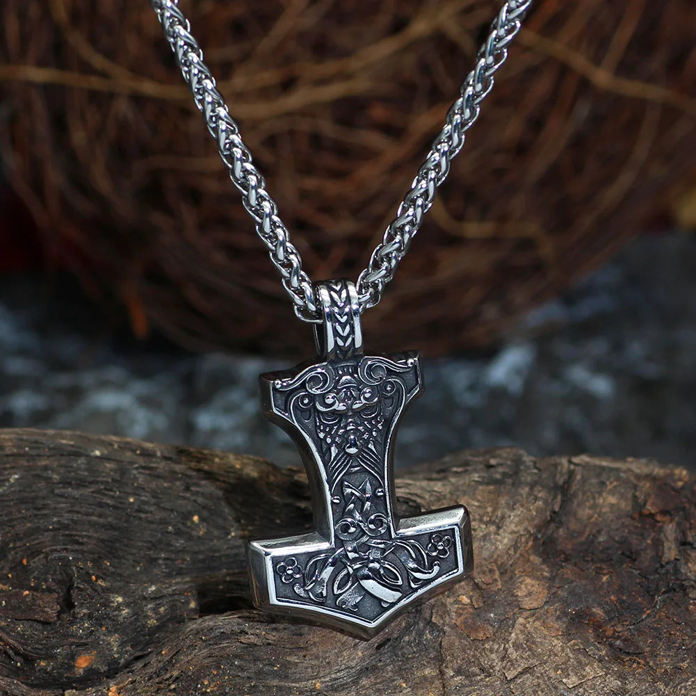 Odin's Visage - Mjölnir Broa Amulet The Pagan Trader