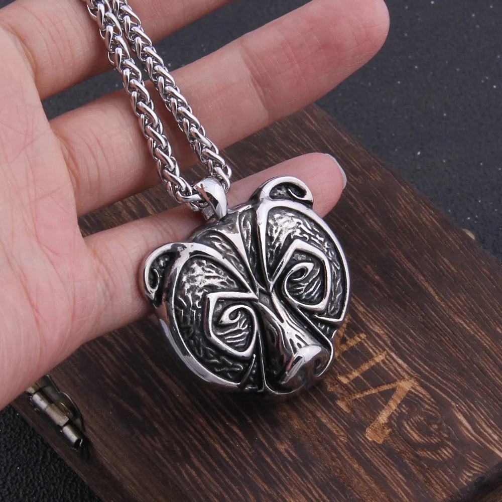 Bjorn Hildolvakappi - Bear Face Engraved Viking Necklace The Pagan Trader