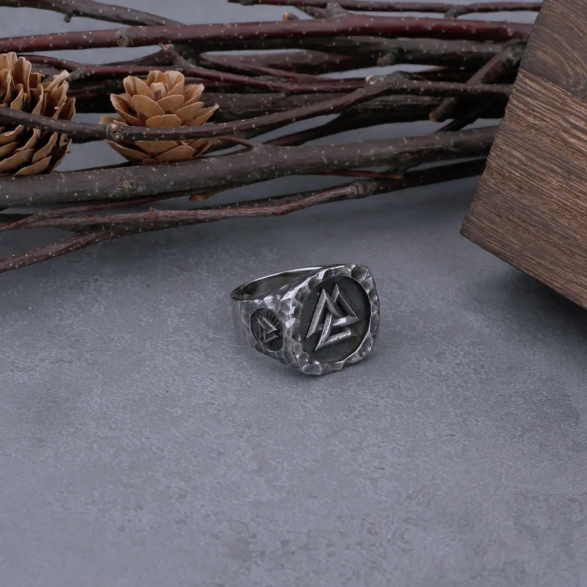 Leif's Talisman - Valknut Vegvísir Carved Icelandic Viking Ring The Pagan Trader
