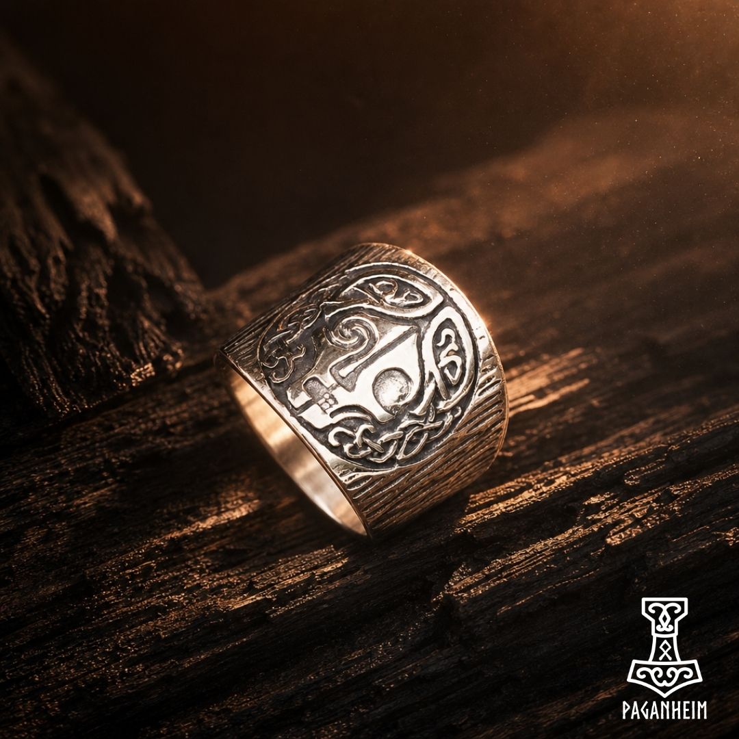 Stainless steel ring featuring engraved face of Hel with life and death contrast