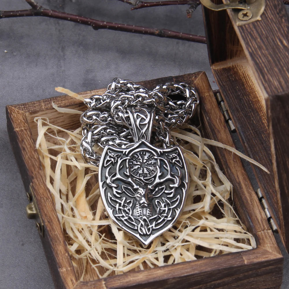 Dáinn The Stag - Vegvísir Shield Viking Amulet The Pagan Trader