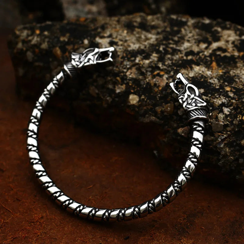 Sól and Máni's Bane - Norse Viking Sköll & Hati Wolf Arm Ring The Pagan Trader