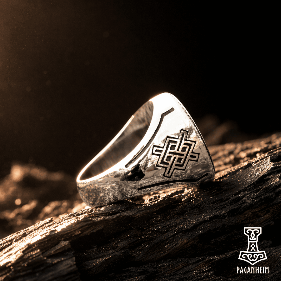 Side view showing Gungnir symbol on stainless steel ring