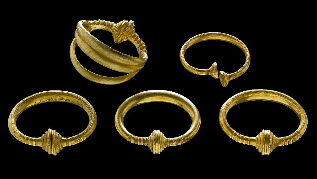 The Borgbjerg Banke Hoard: Insights into the Late Bronze Age