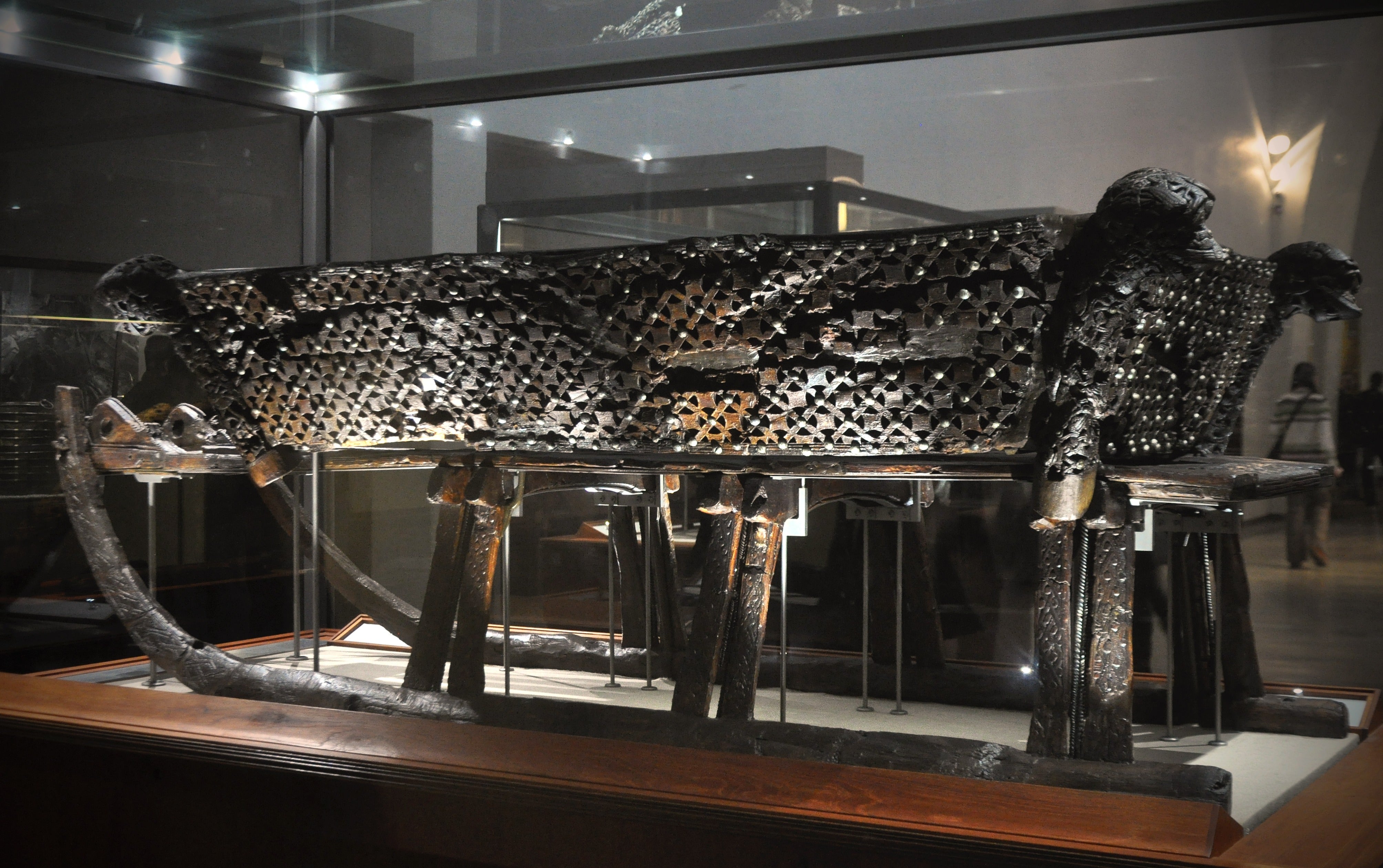 Winter's Chariots: The Oseberg Sleighs and Viking Craftsmanship