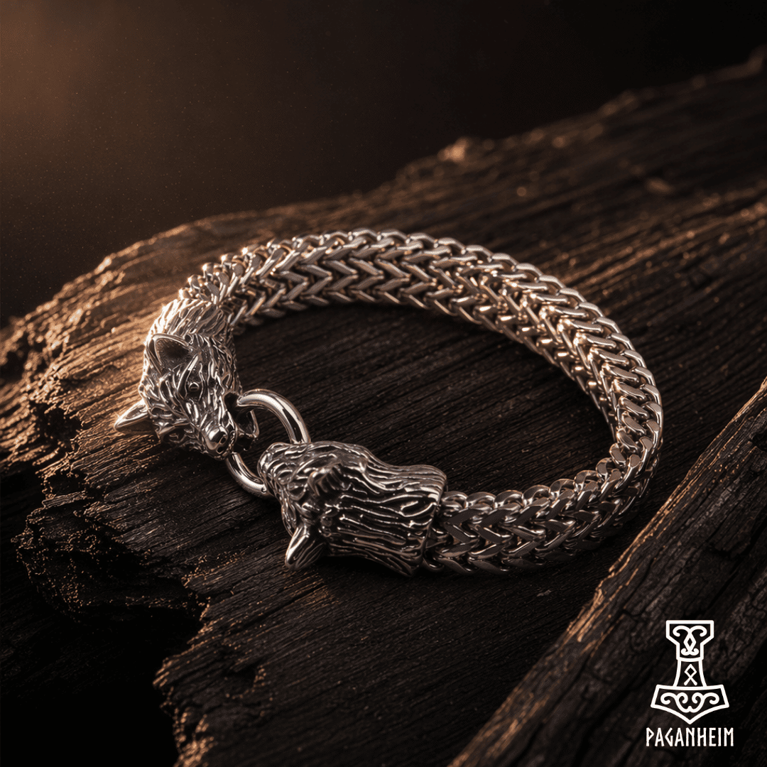 Heavy interlinked chain bracelet featuring Norse/Germanic wolf motifs