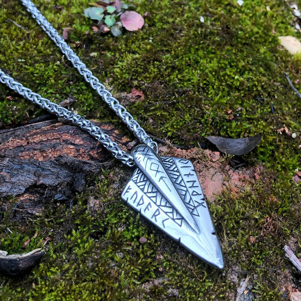 Rune Engraved Gungnir Spear Amulet | Old Norse, Viking & Pagan Jewelry