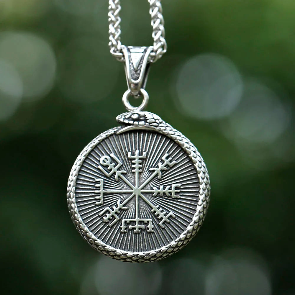 Double-sided Norse pendant with Vegvísir and Valknut symbols.