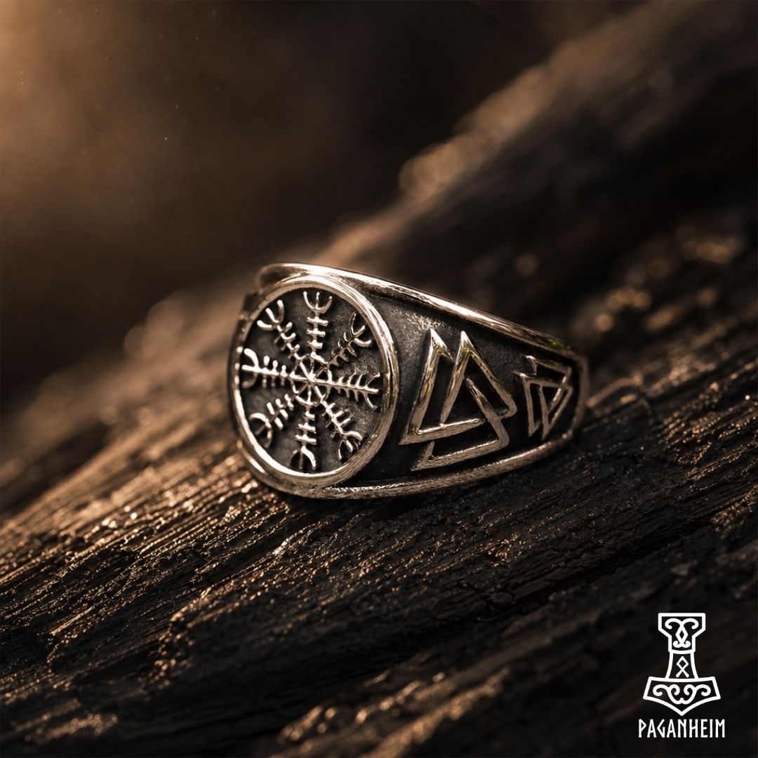 Ring engraved with the Helm of Awe (Ægishjálmr) as the crown design.