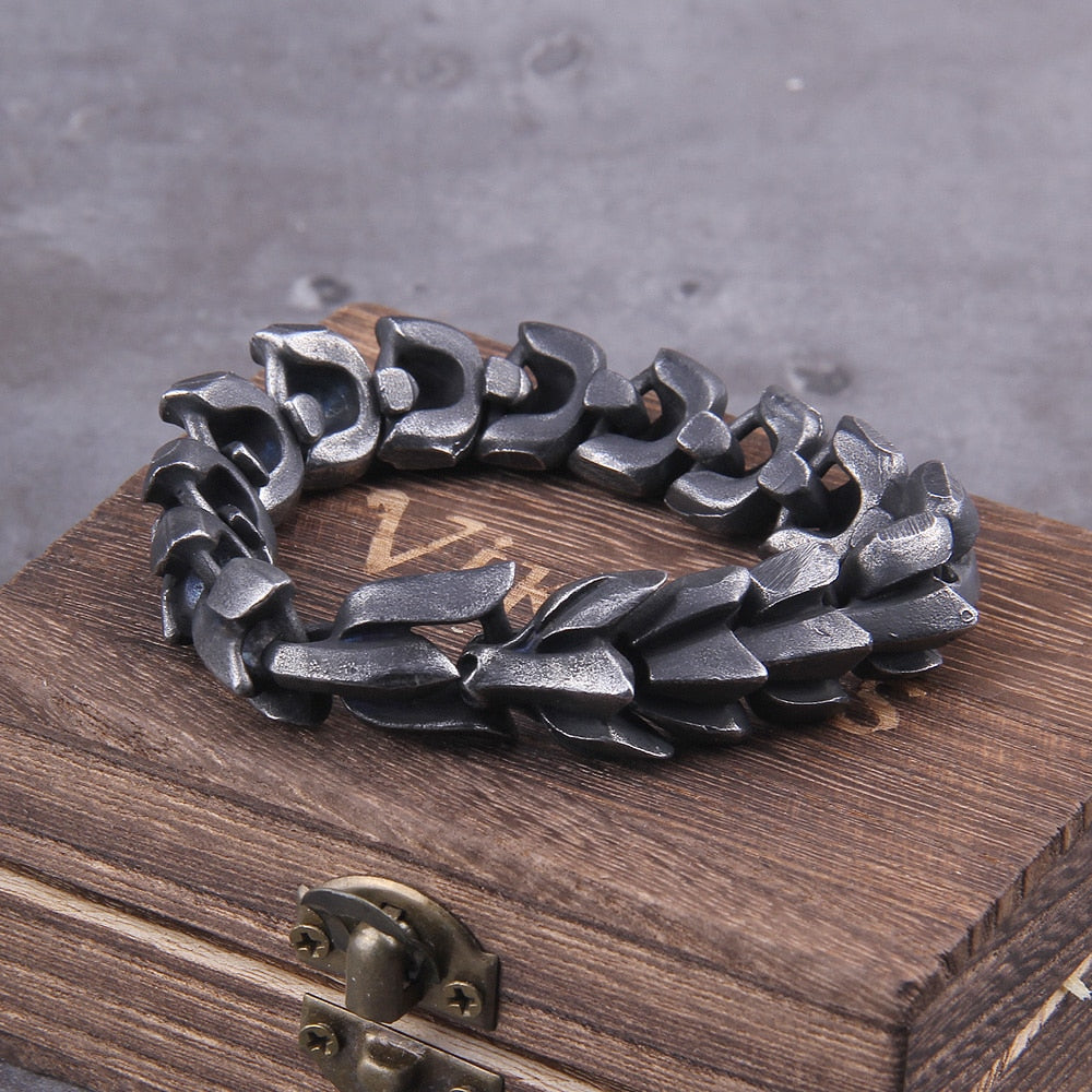 Customizable Midgard Serpent stainless steel bracelet, available in diverse colors, adorned with links symbolizing Norse heritage and mythology.