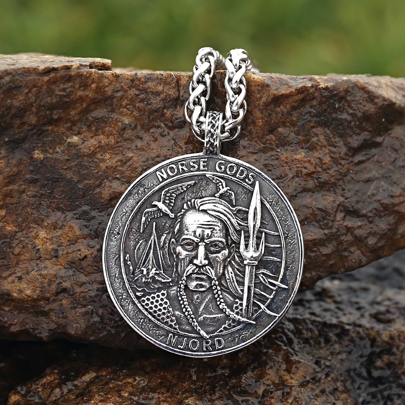 Njörd & Vegvísir Amulet 0 NEW ARRIVAL   