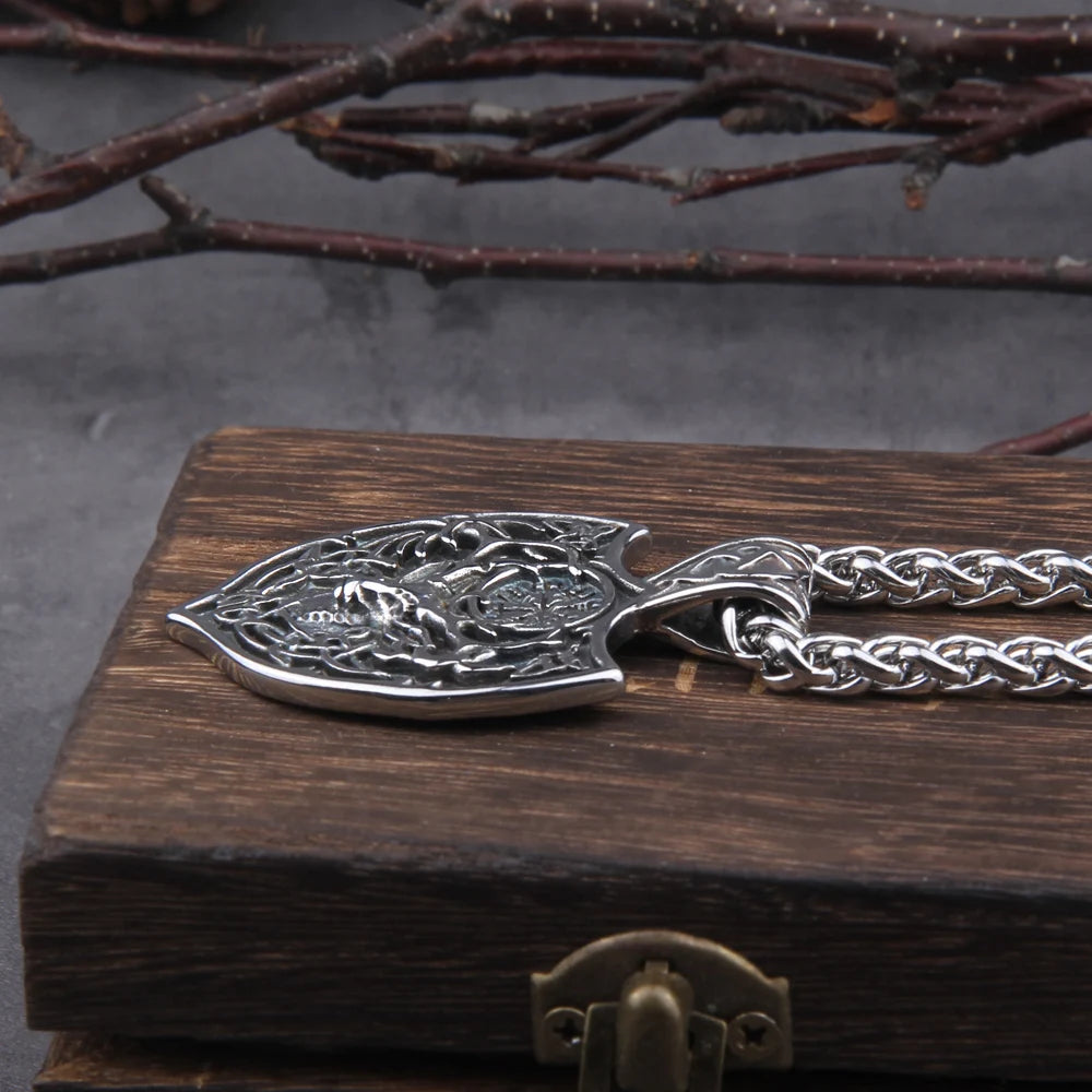 Dáinn The Stag - Vegvísir Shield Viking Amulet  The Pagan Trader   