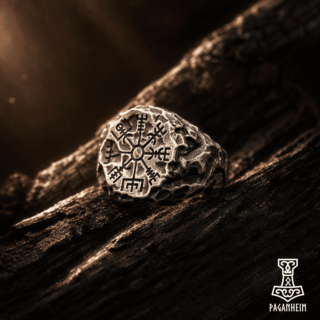 Stainless steel ring featuring Vegvísir Viking compass design