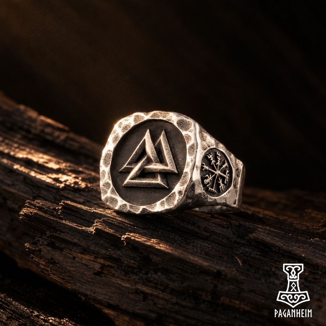 Valknut and Vegvísir ring symbolising Odin’s guidance and Viking heritage