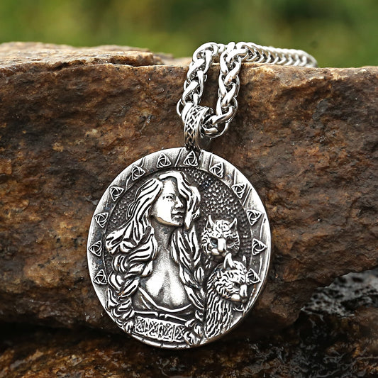 Freyja Amulet - Front side etching featuring the radiant goddess with her iconic cats and chariot.