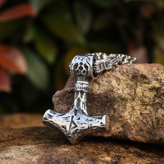 Ancient-Inspired Byzantine Chain Thurisaz Mjölnir Amulet - Norse Jewelry Collection.