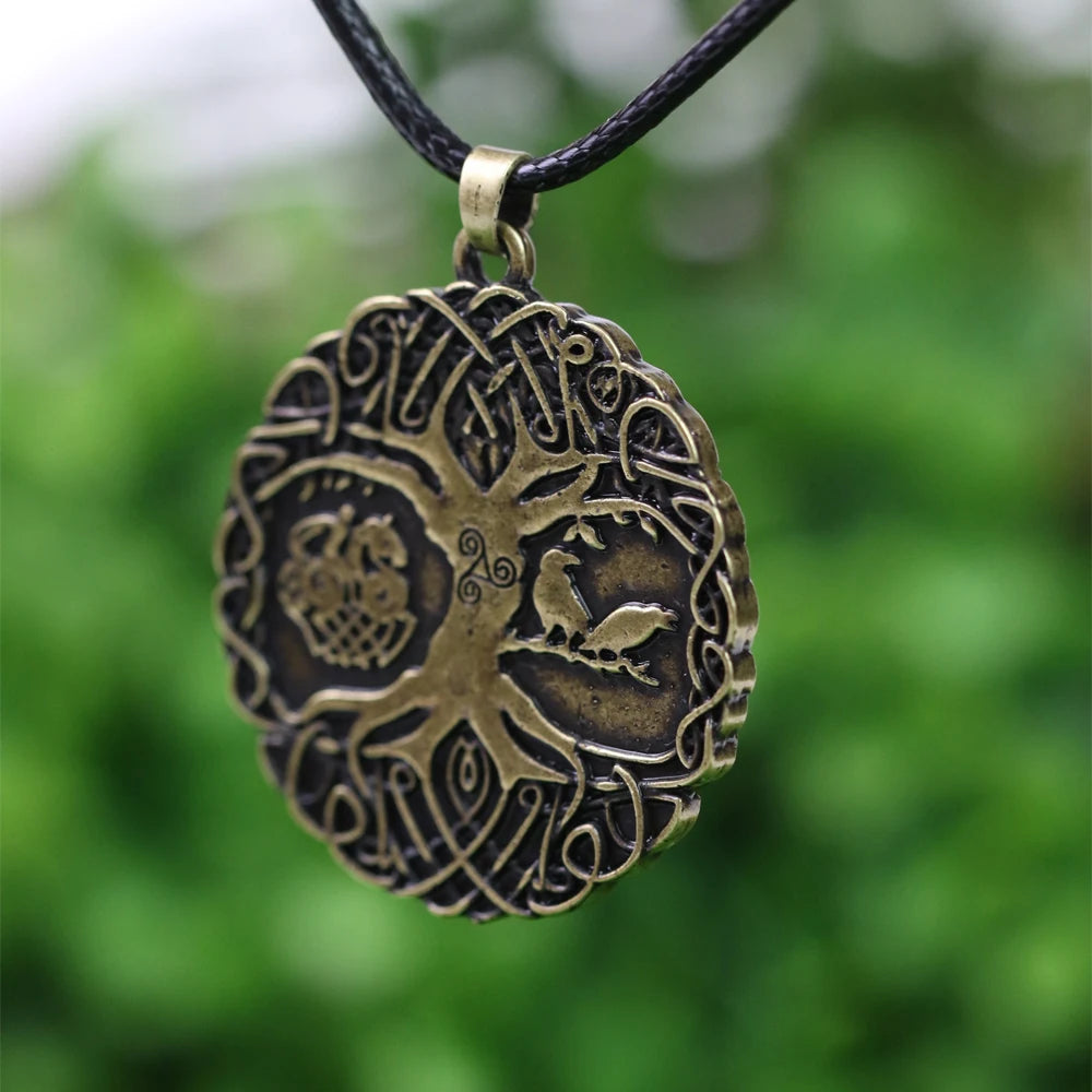 Norse mythology necklace featuring Yggdrasil, Odin, Sleipnir, and ravens Huginn and Muninn.